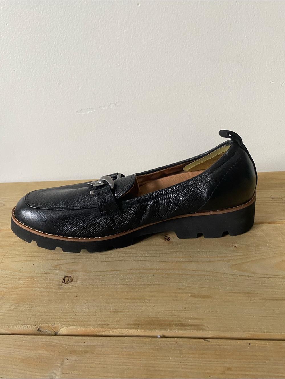 VIONIC CYNTHIA slip on loafer shoes black size 7.5 - Picture 4 of 12